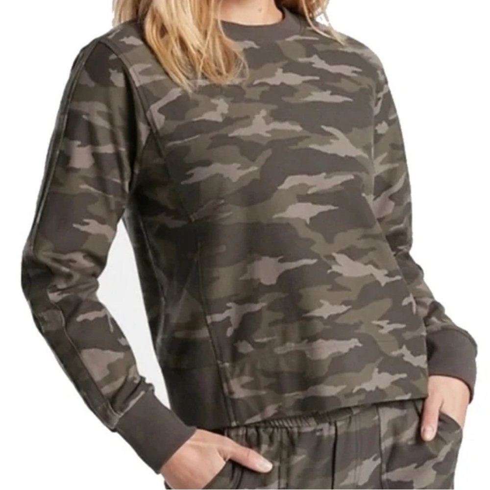 Athleta Farallon Green Camo Cropped Crew Sweatshirt S Flaw